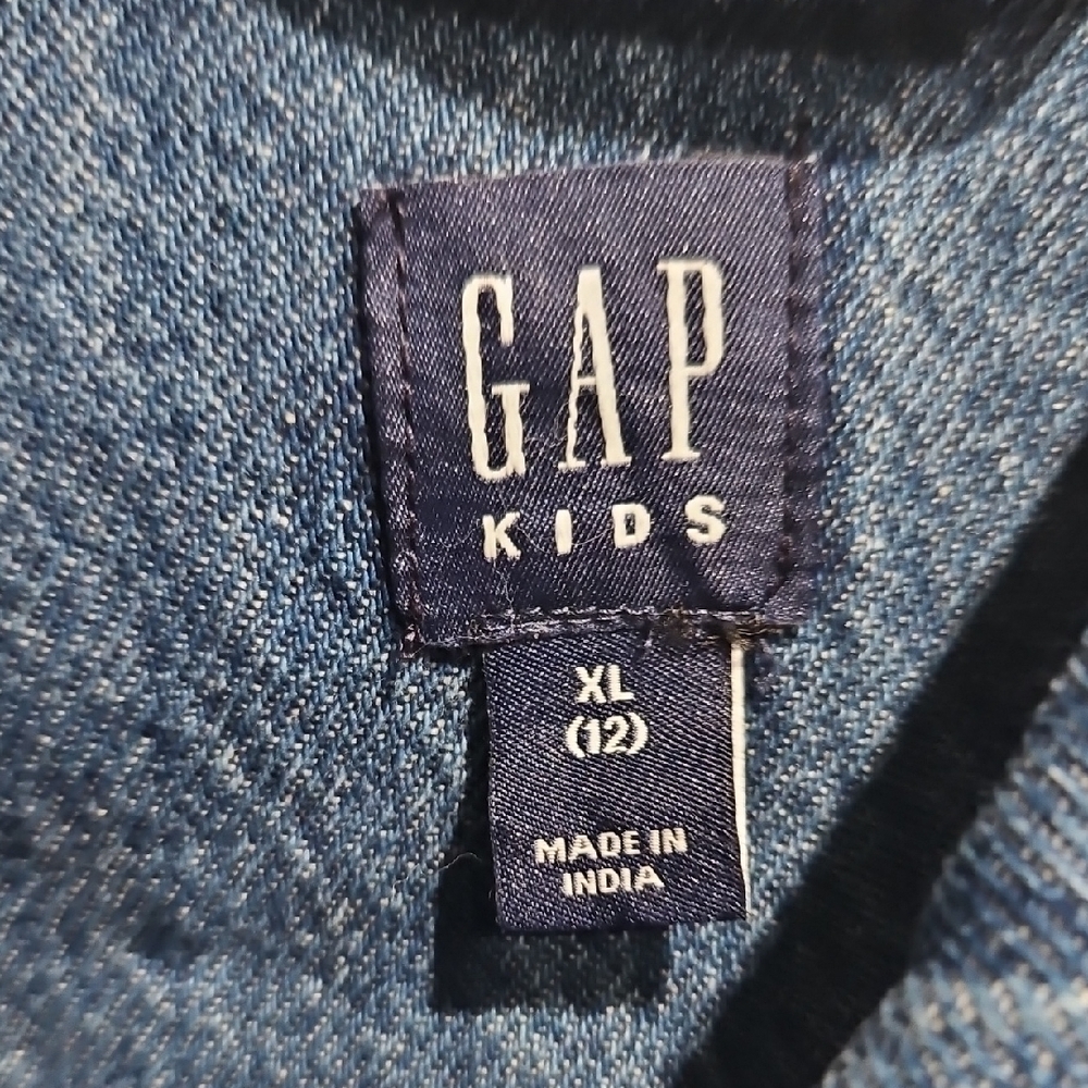 GAP Kids Blue Denim Jacket with Silver Accents XL (12) New With Tags. - Picture 2 of 8